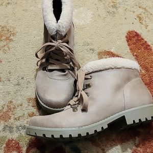 Cliff lace up boots